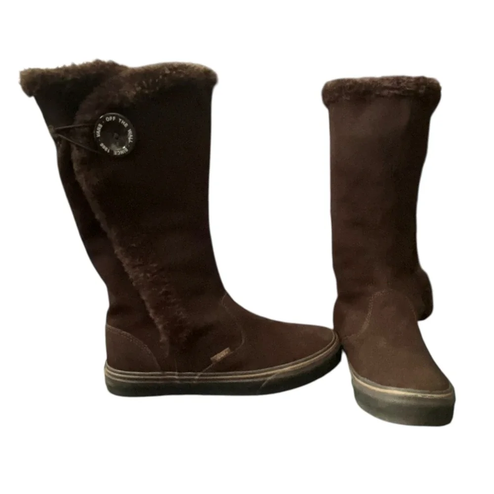 Vans Boots Women Chocolate Brown Phoebe Tall Suede Off The Wall Button SkateBoot
